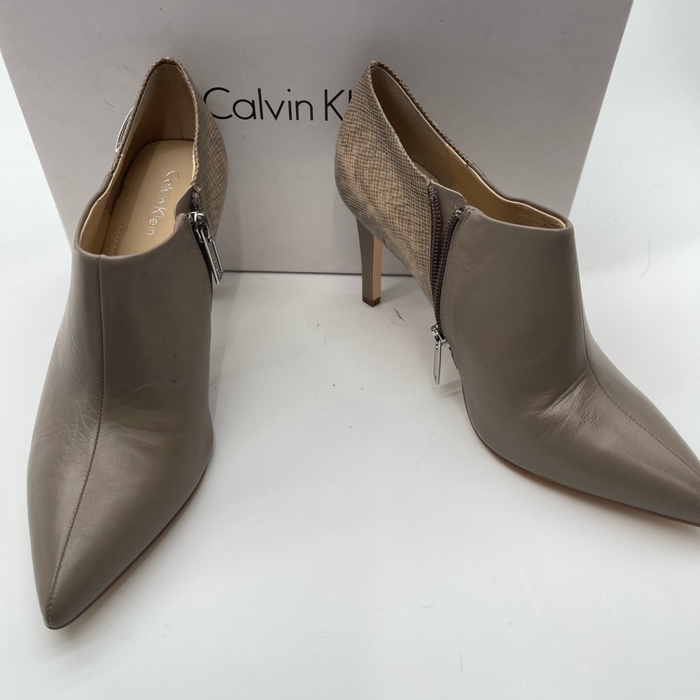 Calvin Klein Women's Gray Ankle Boots